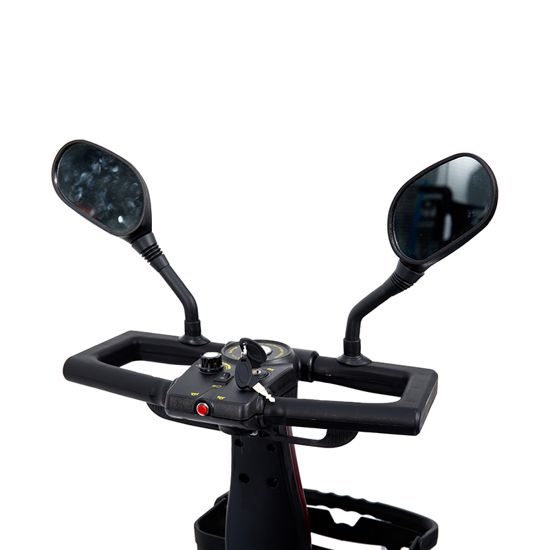 YL-07T 4 kerekű hordozható, összecsukható elektromos meghajtású mobil robogó