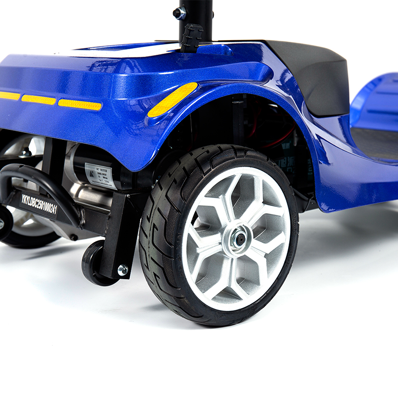 YL-09S nagy hatótávú, 20 km-es, összecsukható motoros robogó felnőtteknek és időseknek