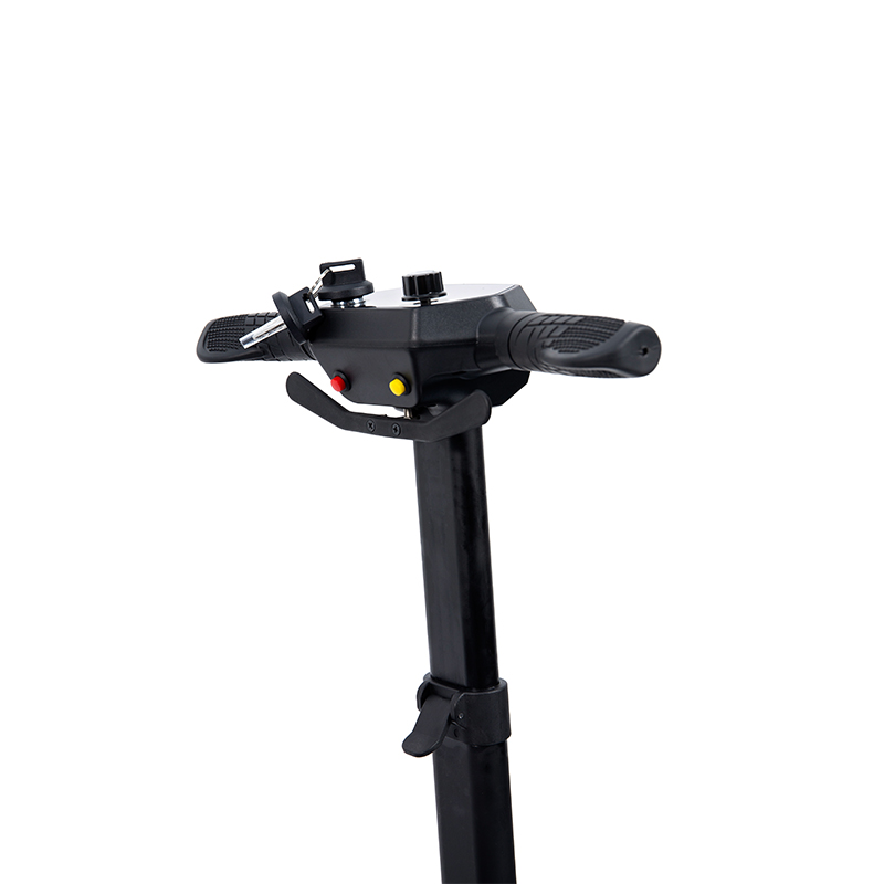 YL-211 4 kerekű Tourist elektromos robogó időseknek LED-es fényszóróval, kosárral